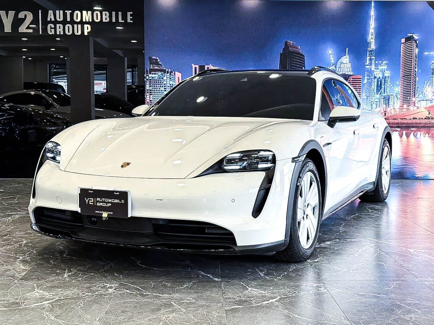 Porsche Taycan Cross Turismo