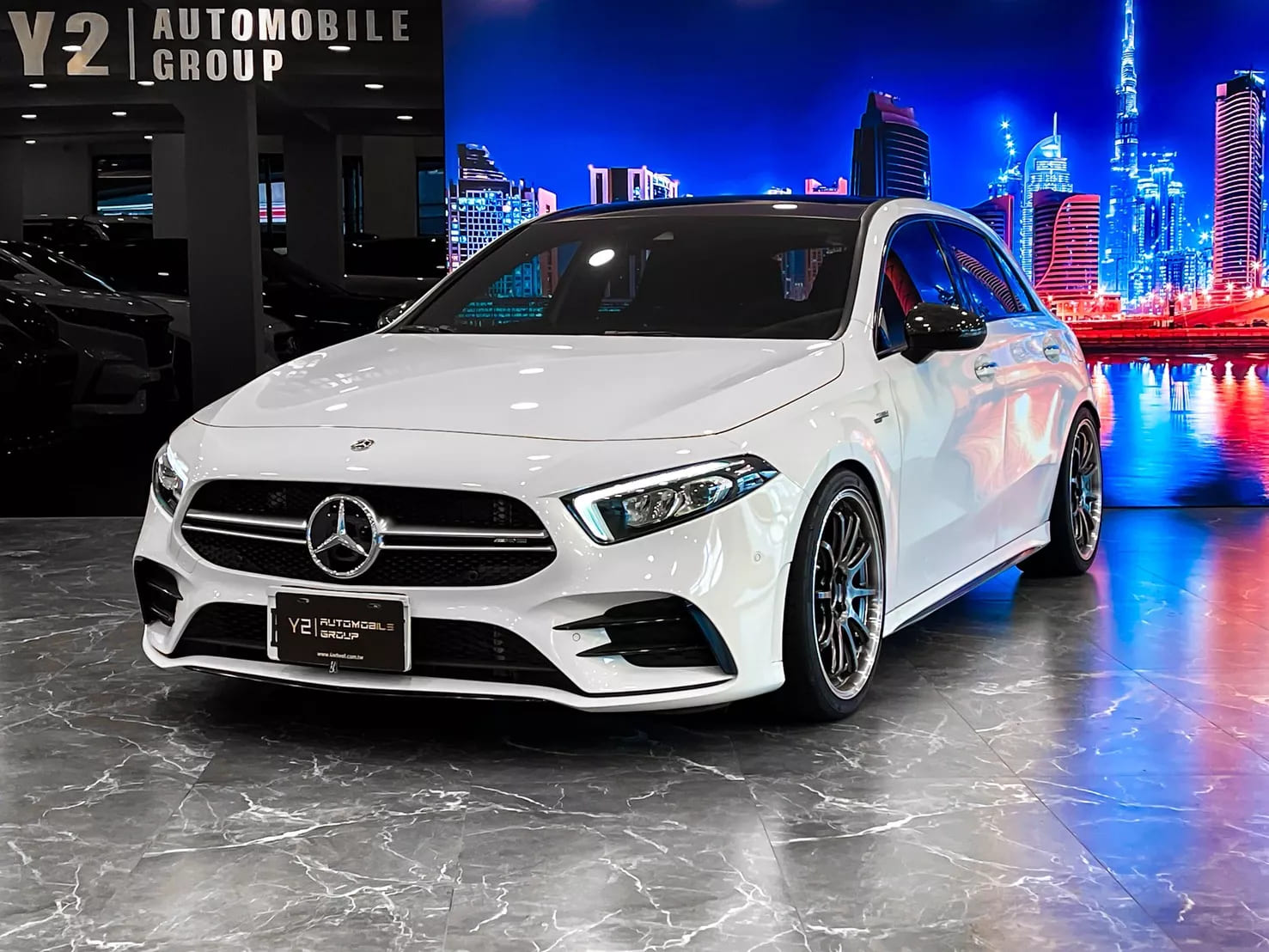 Mercedes-Benz  A 35 AMG 4Matic